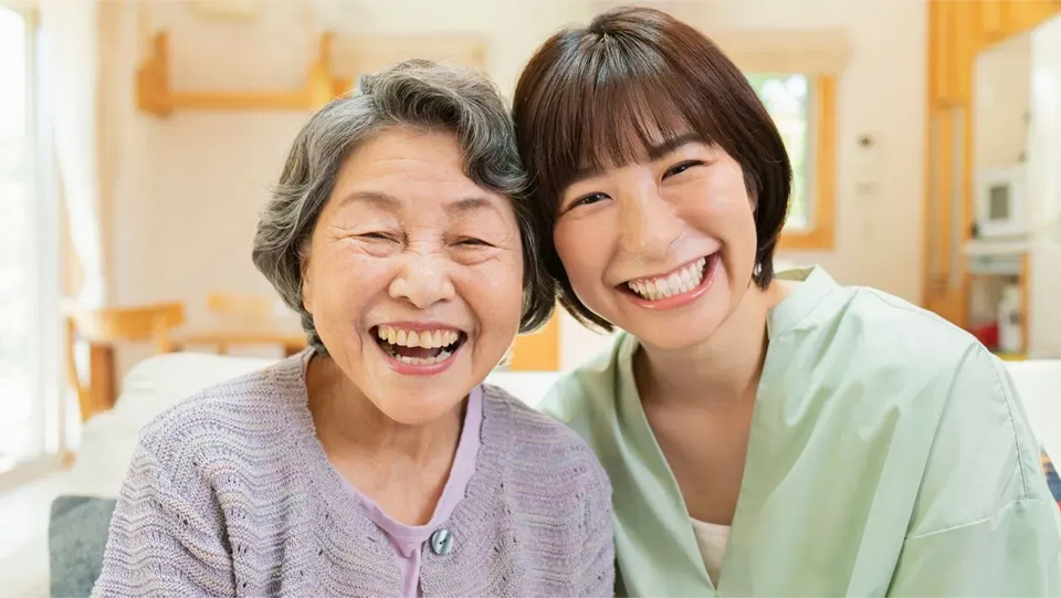 介護保険を利用するには?申請から認定までの流れと、要介護度別で利用できるサービスを解説