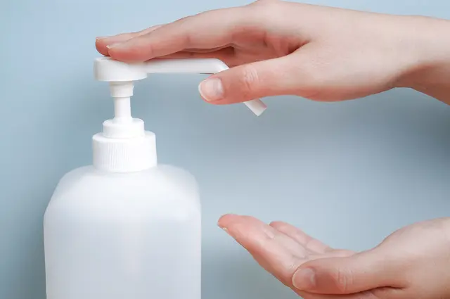 消毒をしすぎると「アレルギー疾患」が増えるってホント? 医師が原因や対策を解説