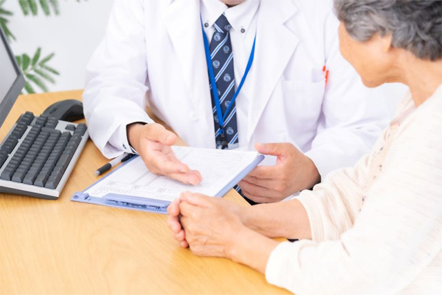 「物忘れ」と「認知症」の違いをご存じですか？ 対策や受診の目安を脳神経内科医が解説