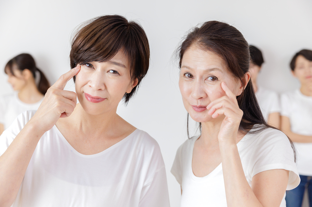 「更年期の肌荒れ対策」を医師が解説 肌トラブルのセルフケアやホルモンバランスの対処法も