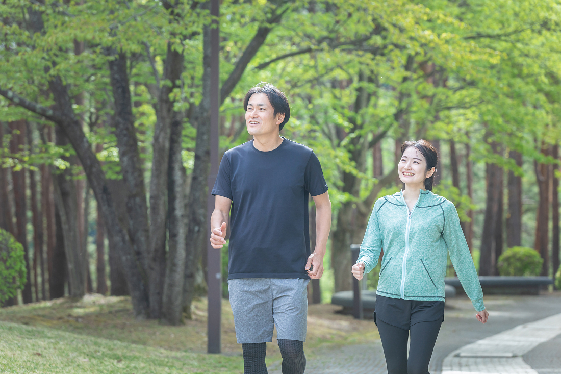 ウォーキングでどれくらいカロリー消費できる?歩数別・時間別の目安と管理アプリを紹介